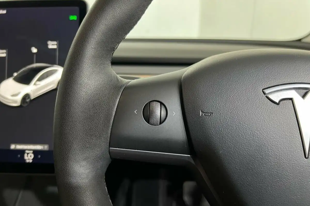 2021-tesla-model-3-e-long-range-4x4-big-21