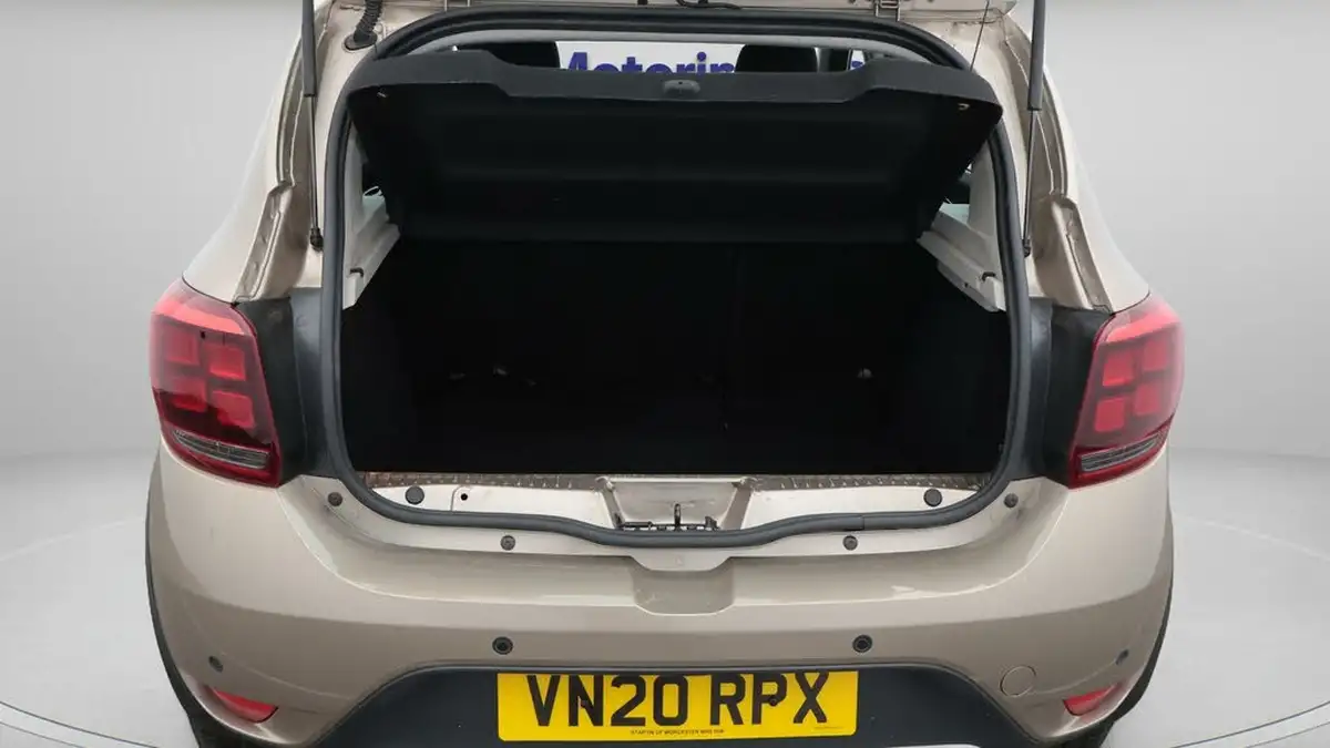 2020-dacia-sandero-stepway-09-tce-comfort-big-17
