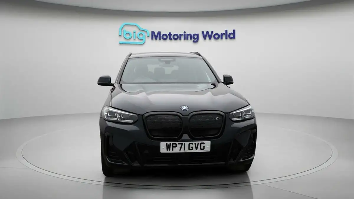 2022-bmw-ix3-e-m-sport-big-2