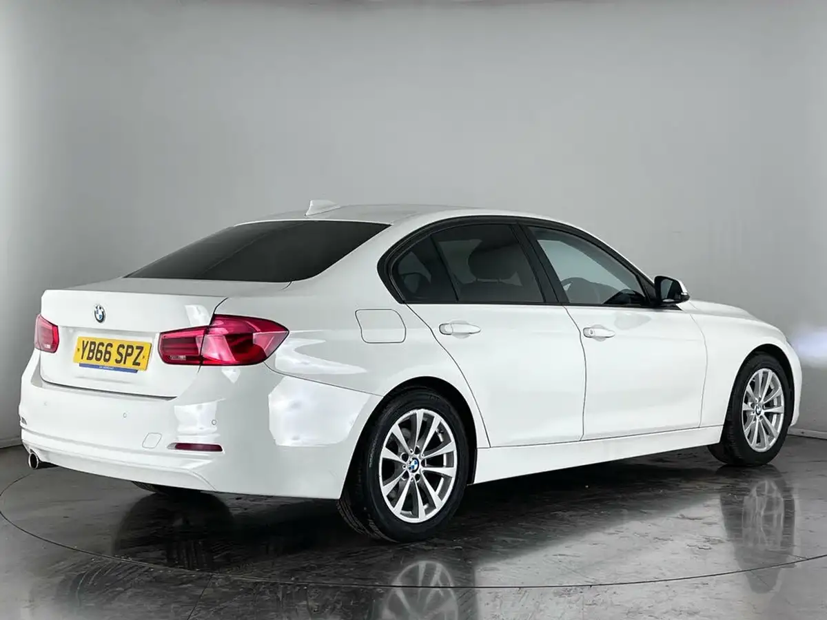 2017-bmw-3-series-20td-318d-se-saloon-4d-auto-big-3