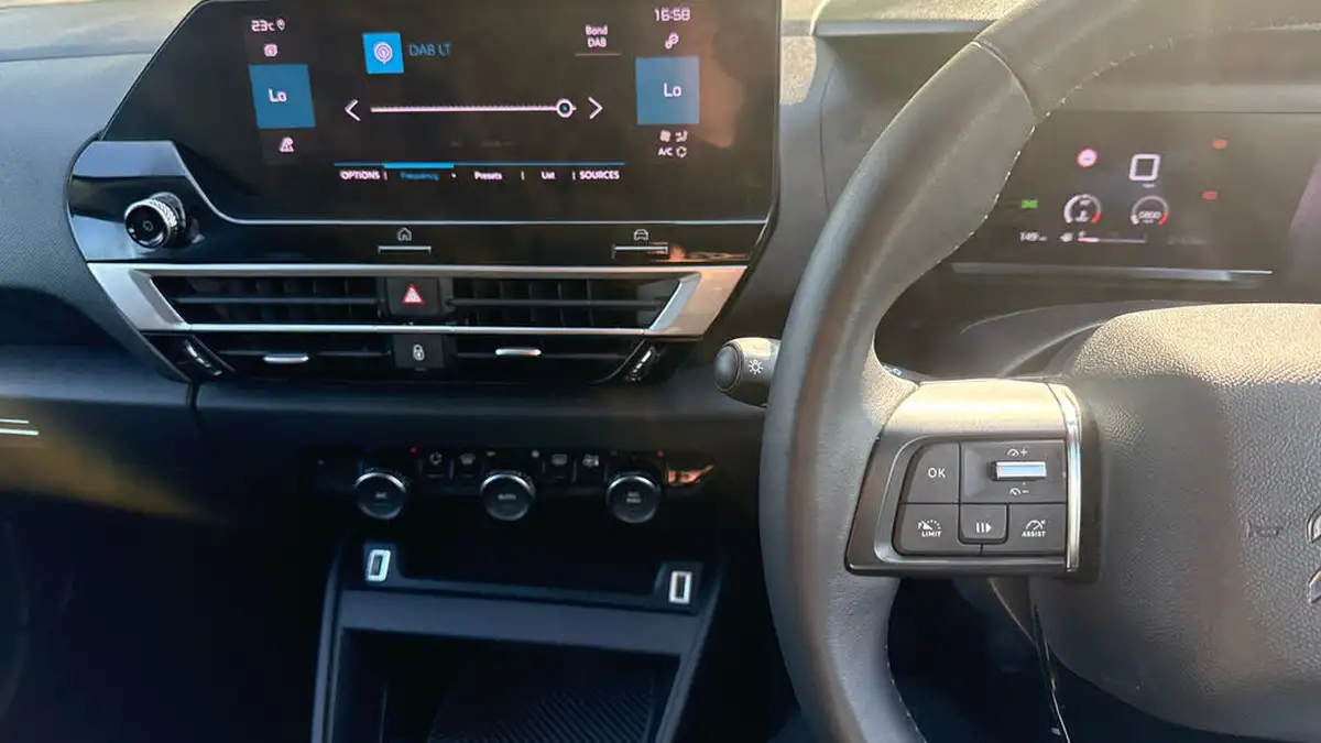 2022-citroen-c4-12-puretech-sense-plus-big-9