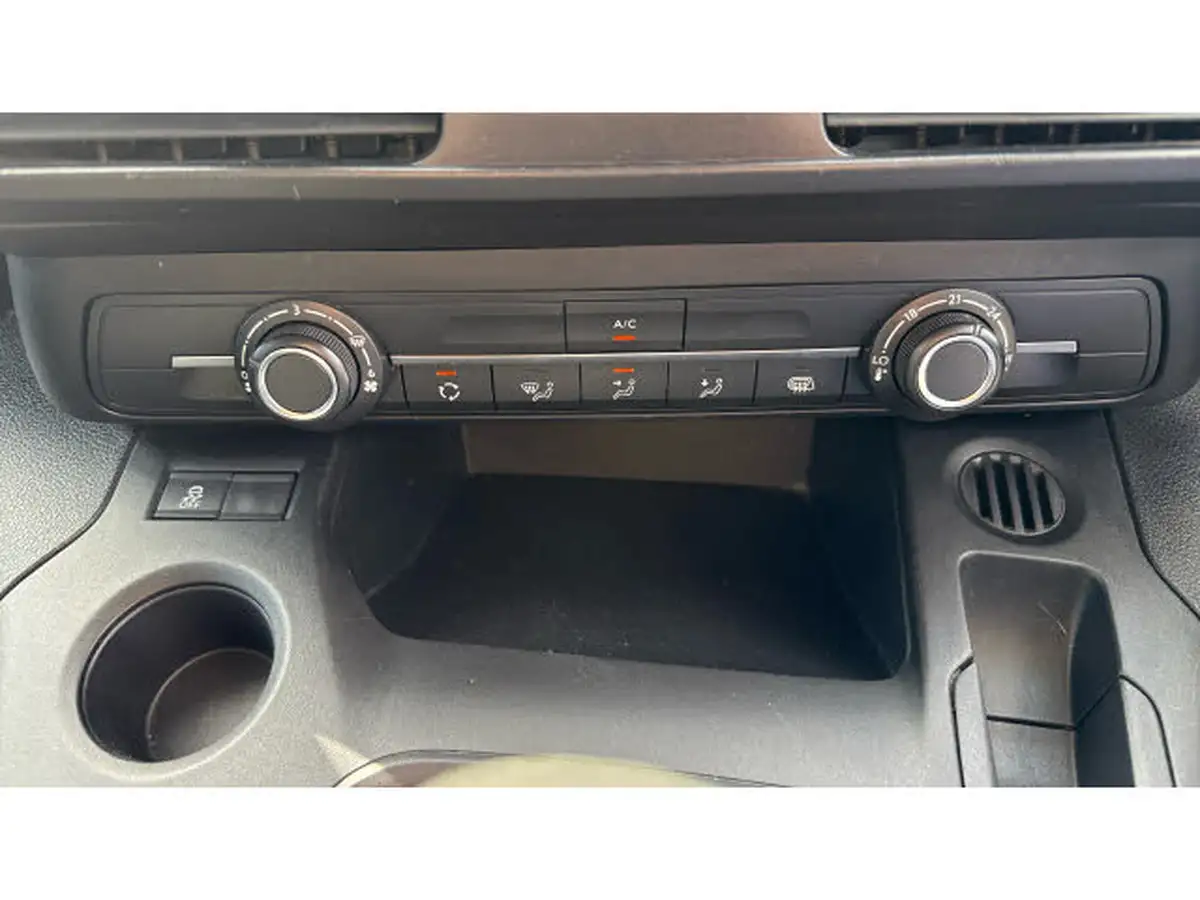 2021-vauxhall-combo-15cdti-dynamic-2300-100pseu6dt-l1h1-panel-big-32