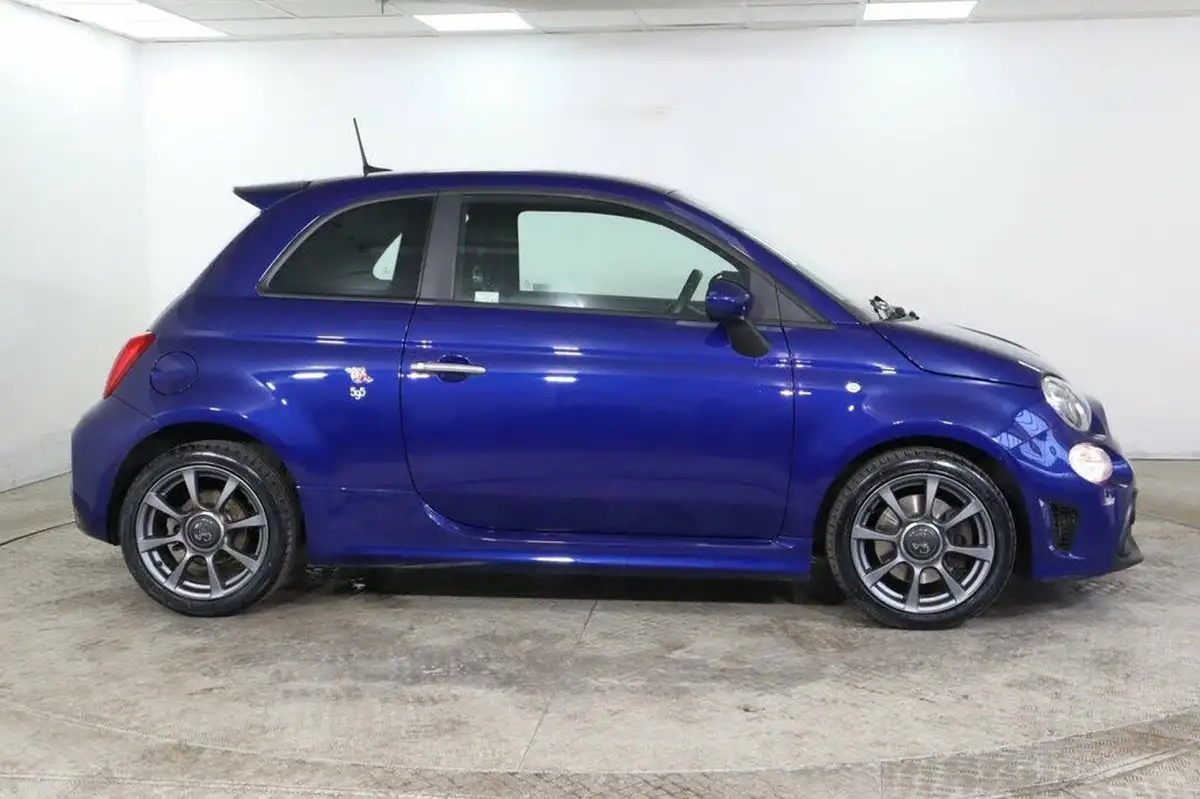 2018-abarth-595-14-tjet-big-6