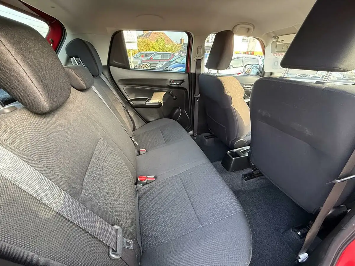 2018-suzuki-swift-10-boosterjet-sz-t-113ps-big-11