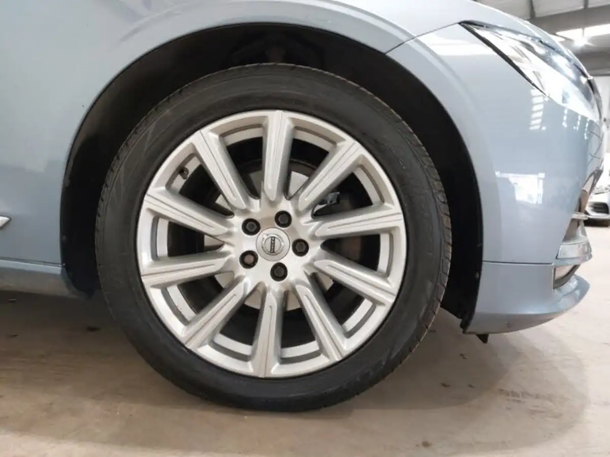 2018-volvo-s90-20td-d4-inscription-big-8