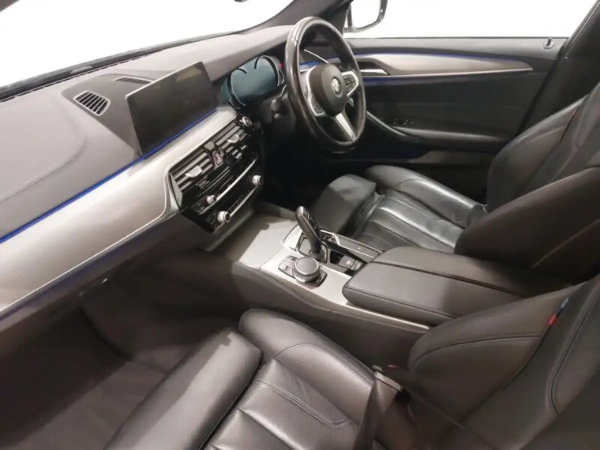 2018-bmw-5-series-20td-520d-m-sport-188bhp-touring-5d-big-4
