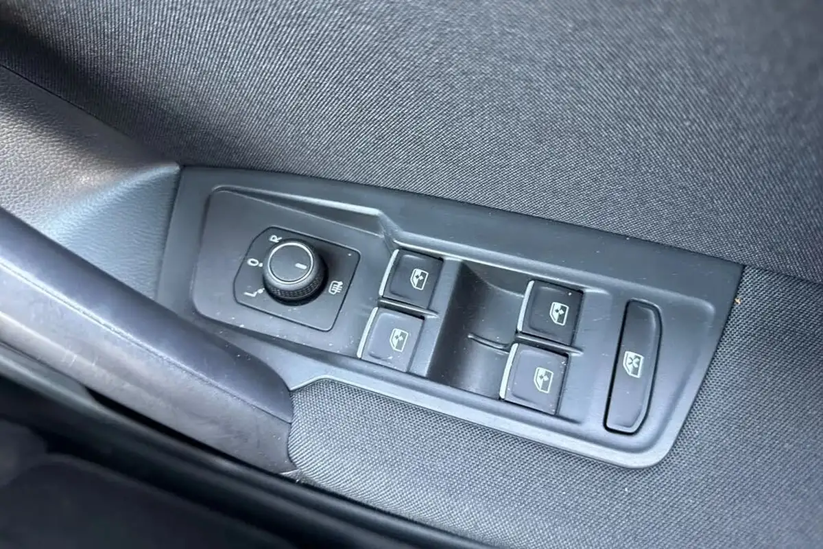 2023-volkswagen-tiguan-allspace-15-tsi-life-big-42