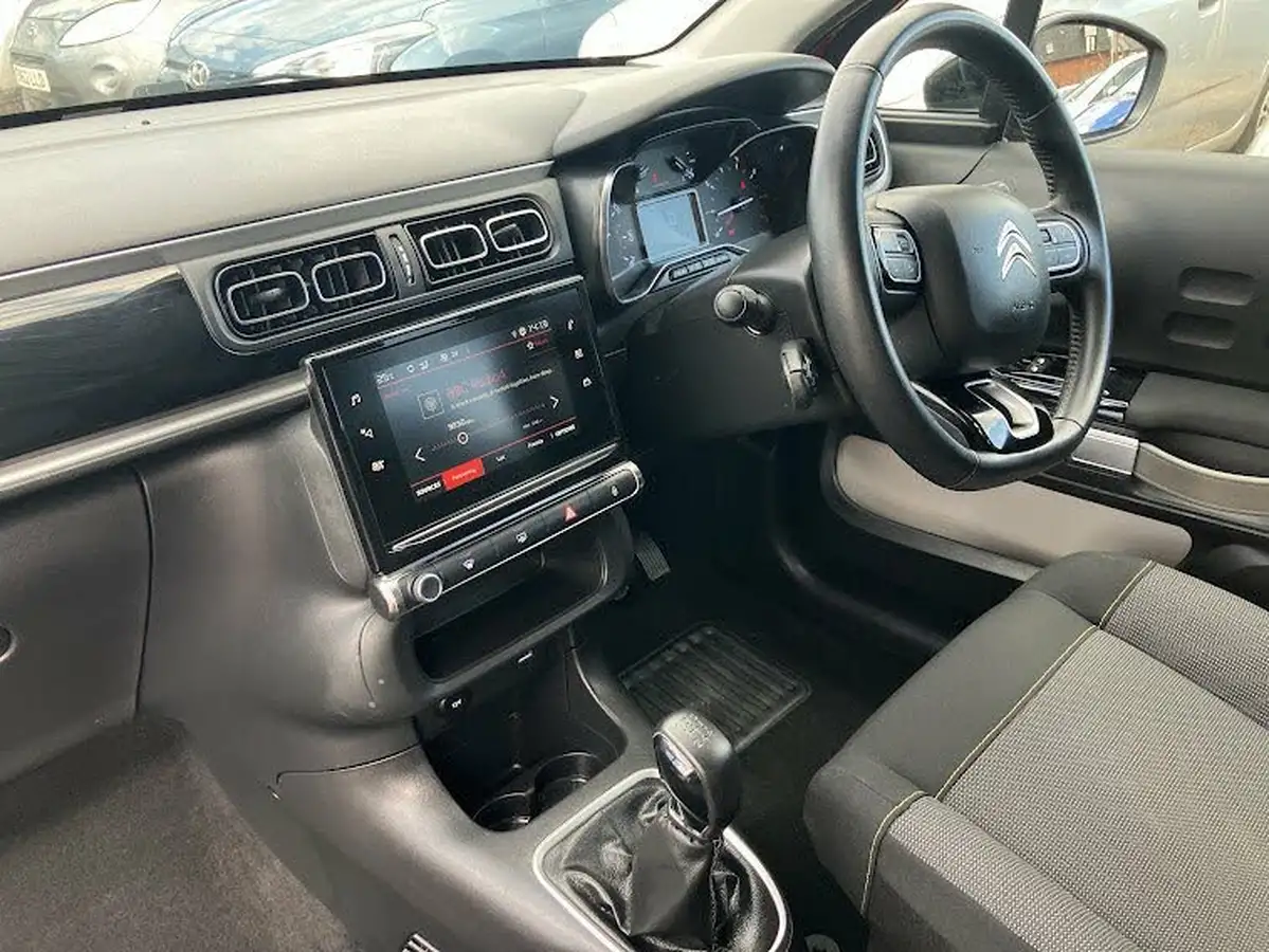 2019-citroen-c3-12-puretech-flair-82ps-ss-big-16