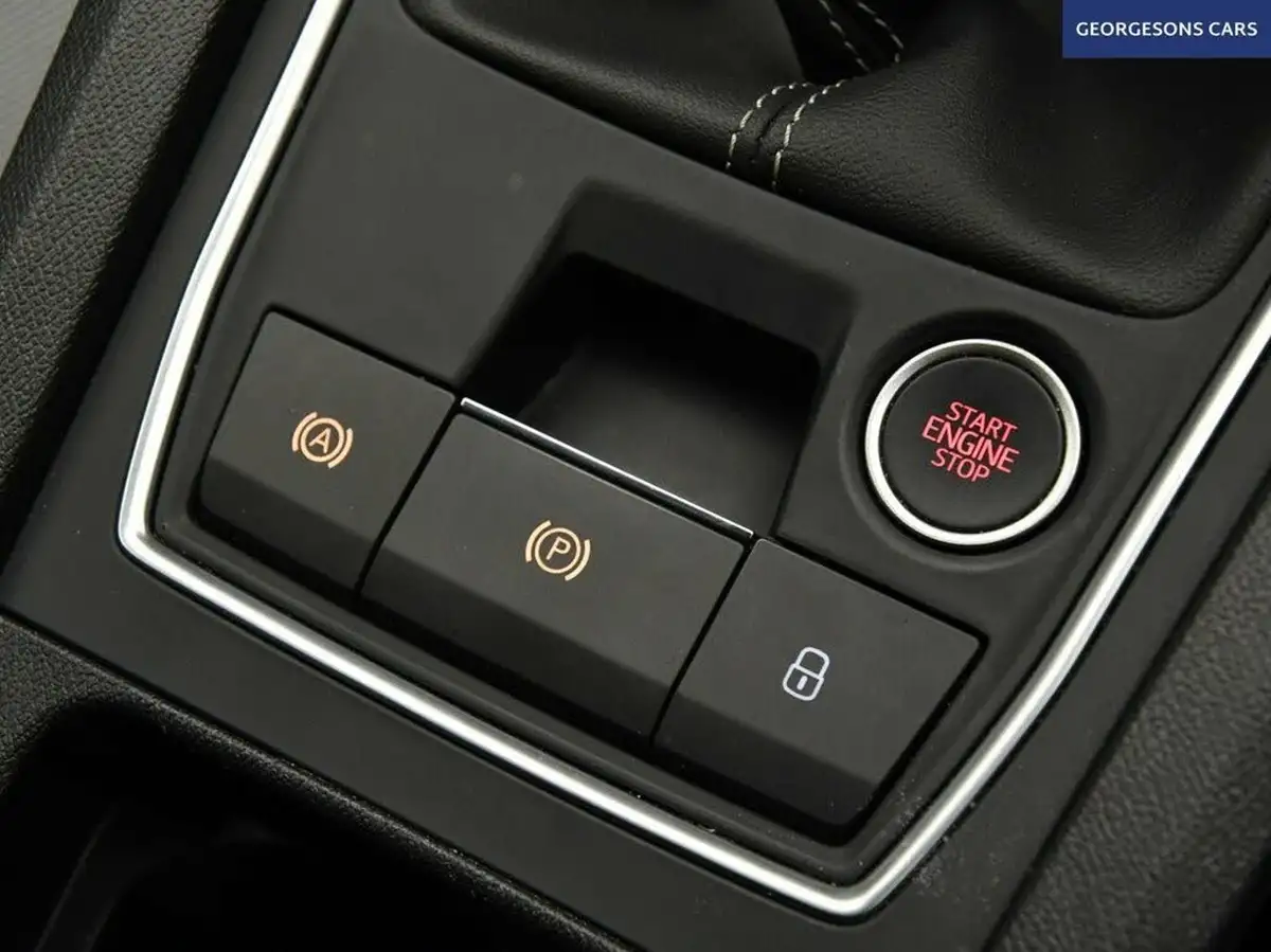 2022-seat-leon-10-tsi-evo-se-dynamic-hatchback-big-28