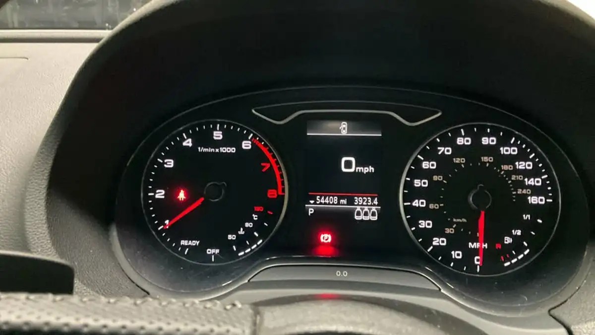 2018-audi-a3-15-35-tfsi-black-edition-sportback-5d-s-tronic-big-4