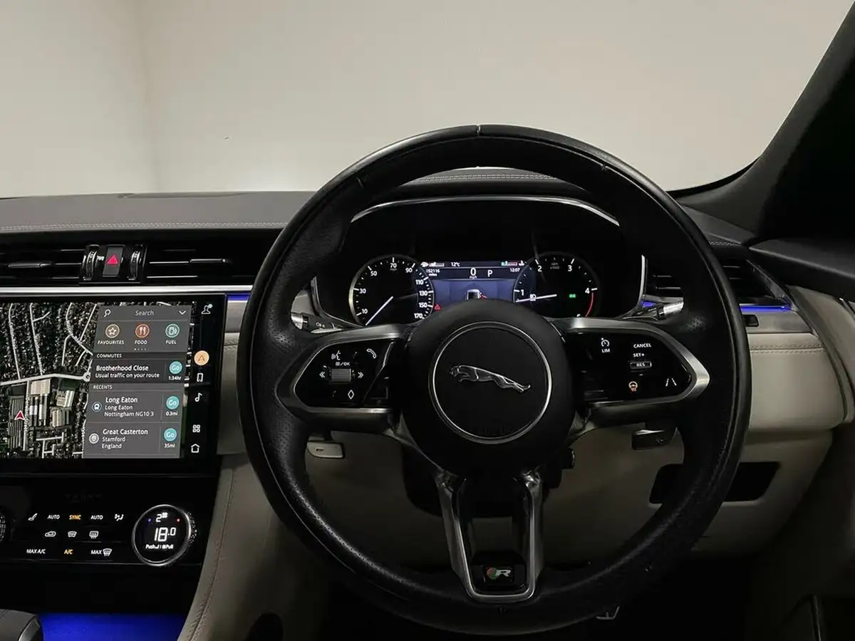 2022-jaguar-f-pace-30-d300-r-dynamic-se-big-27