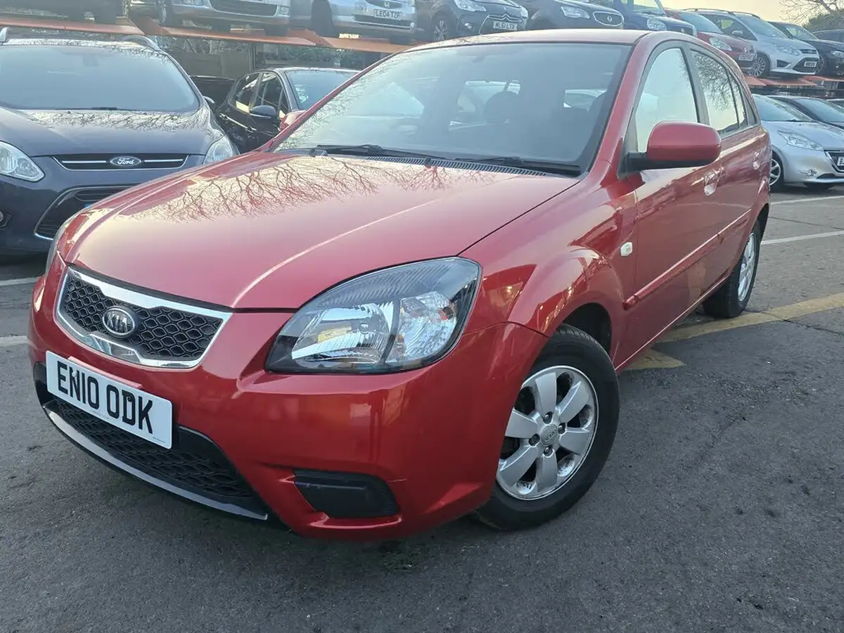 2010-kia-rio-14-strike-auto-big-3