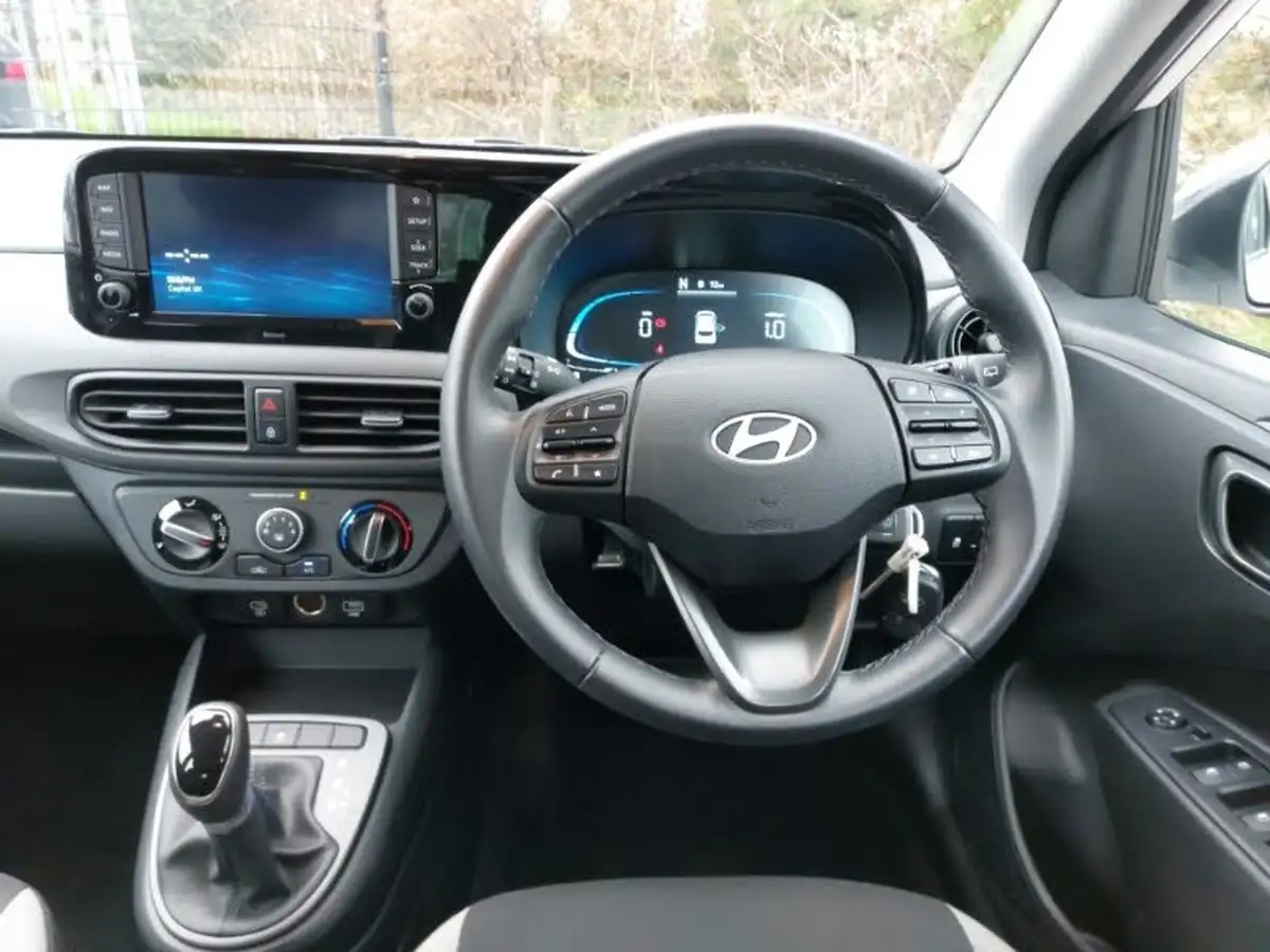 2024-hyundai-i10-10-advance-63ps-auto-big-6