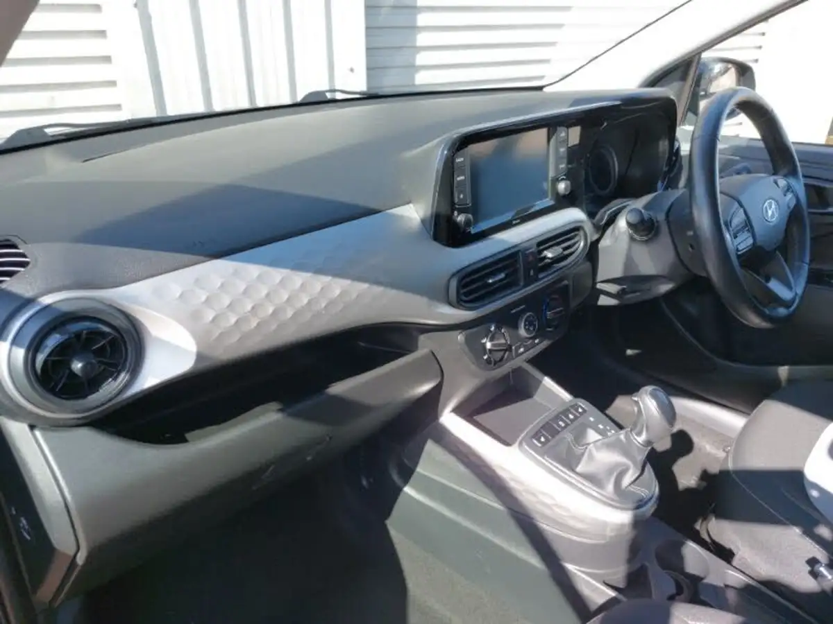 2021-hyundai-i10-12-premium-84ps-1197cc-auto-big-10