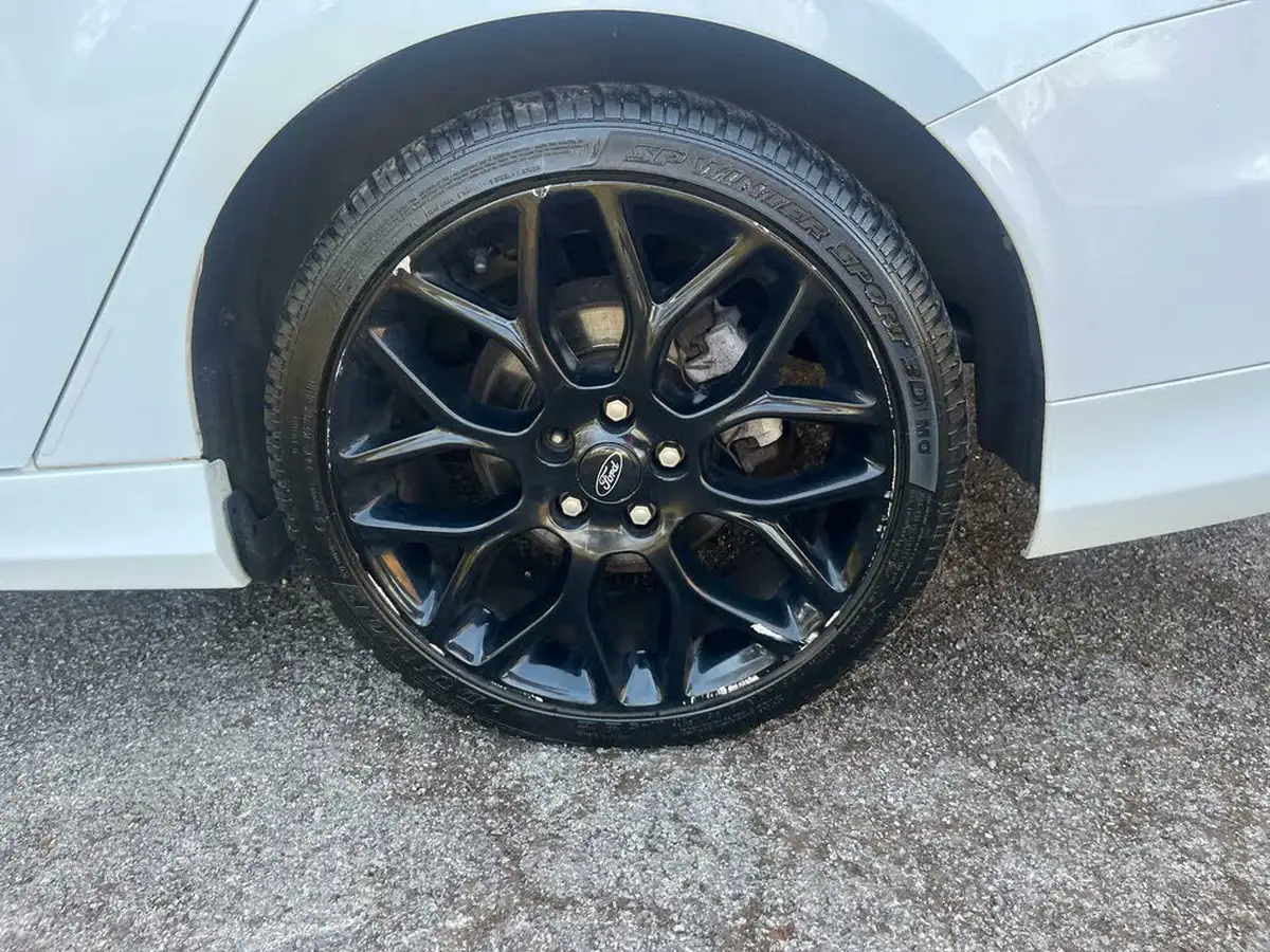 2012-ford-focus-16tdci-zetec-s-115ps-estate-big-68