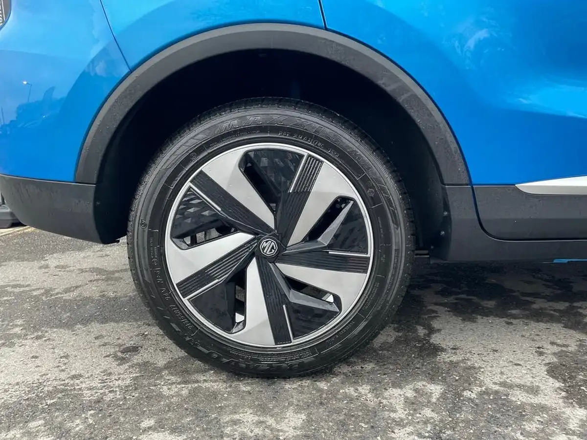 2024-mg-zs-suv-e-se-ev-176ps-big-8