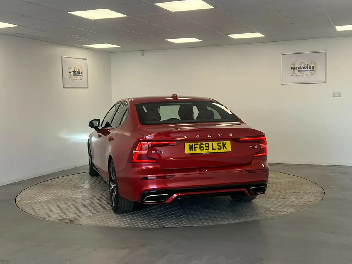 2019-volvo-s60-20-t5-r-design-plus-big-8