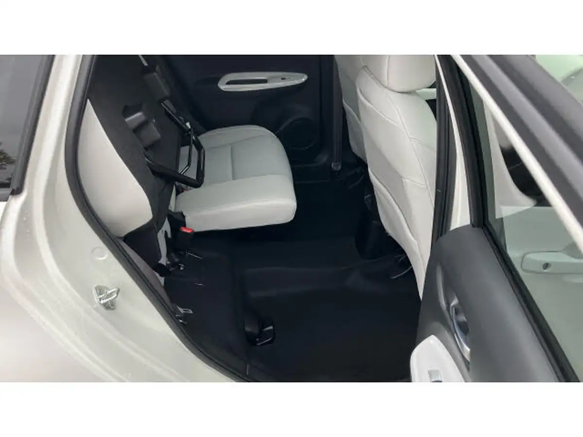 2020-honda-jazz-15-i-mmd-ex-big-28