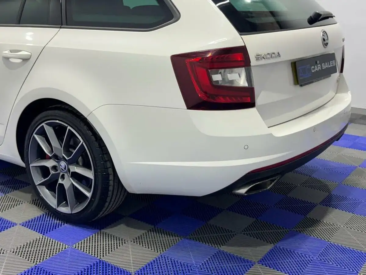 2018-skoda-octavia-20-tsi-vrs-245ps-estate-dsg-big-8