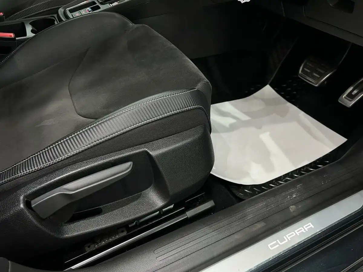 2020-seat-leon-20-tsi-cupra-290-big-25