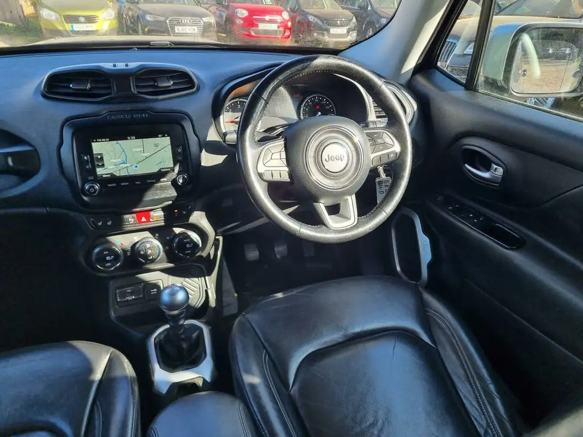 2016-jeep-renegade-16-multijet-ii-limited-ss-big-14