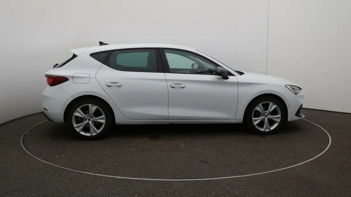 2021-seat-leon-15-tsi-evo-fr-130ps-hatchback-big-46