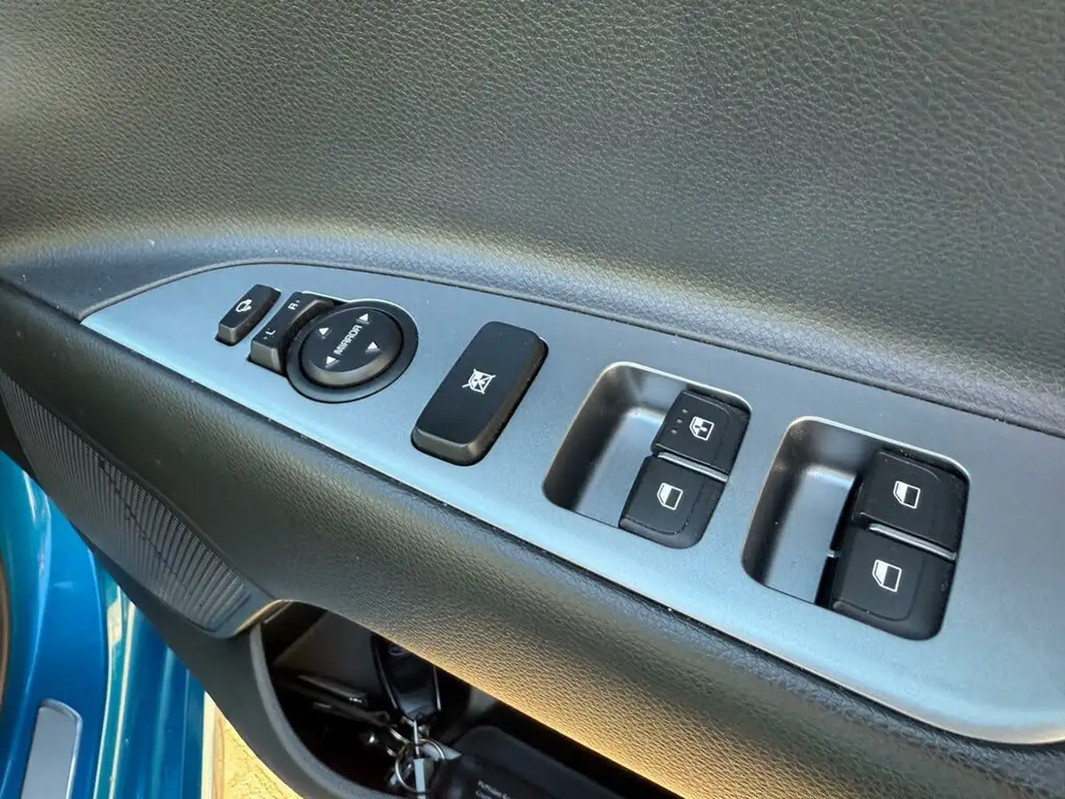 2022-kia-rio-10-t-gdi-gt-line-s-big-34