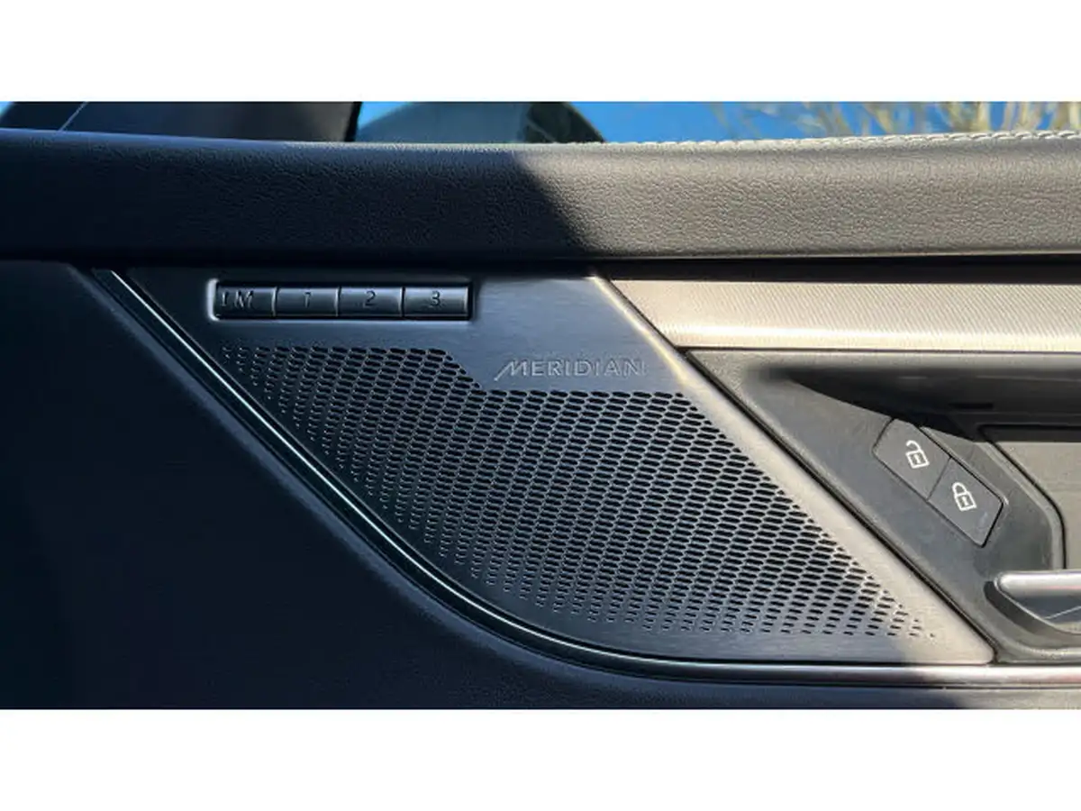 2024-jaguar-f-pace-20-p400e-r-dynamic-se-black-90th-anniversary-edition-big-21
