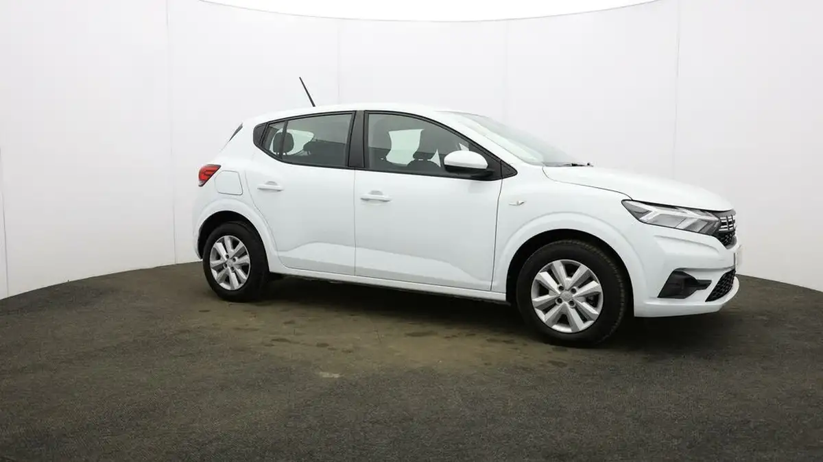 2023-dacia-sandero-10-tce-expression-90bhp-big-40