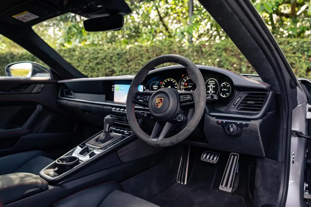 2022-porsche-911-40-gt3-rwd-pdk-big-28