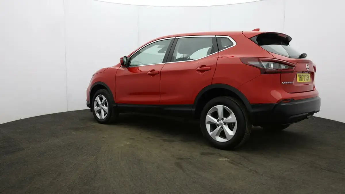 2020-nissan-qashqai-13-dig-t-acenta-premium-140ps-big-4