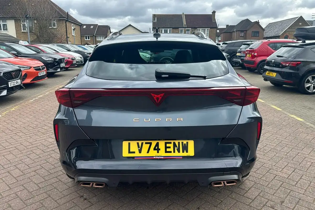 2024-cupra-formentor-15-e-hybrid-vz-first-edition-big-5