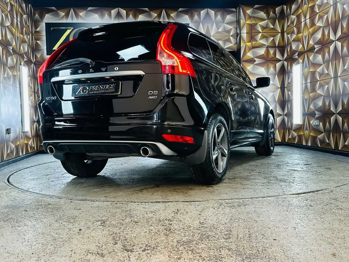 2015-volvo-xc60-24td-d5-r-design-220bhp-ss-geartronic-big-35