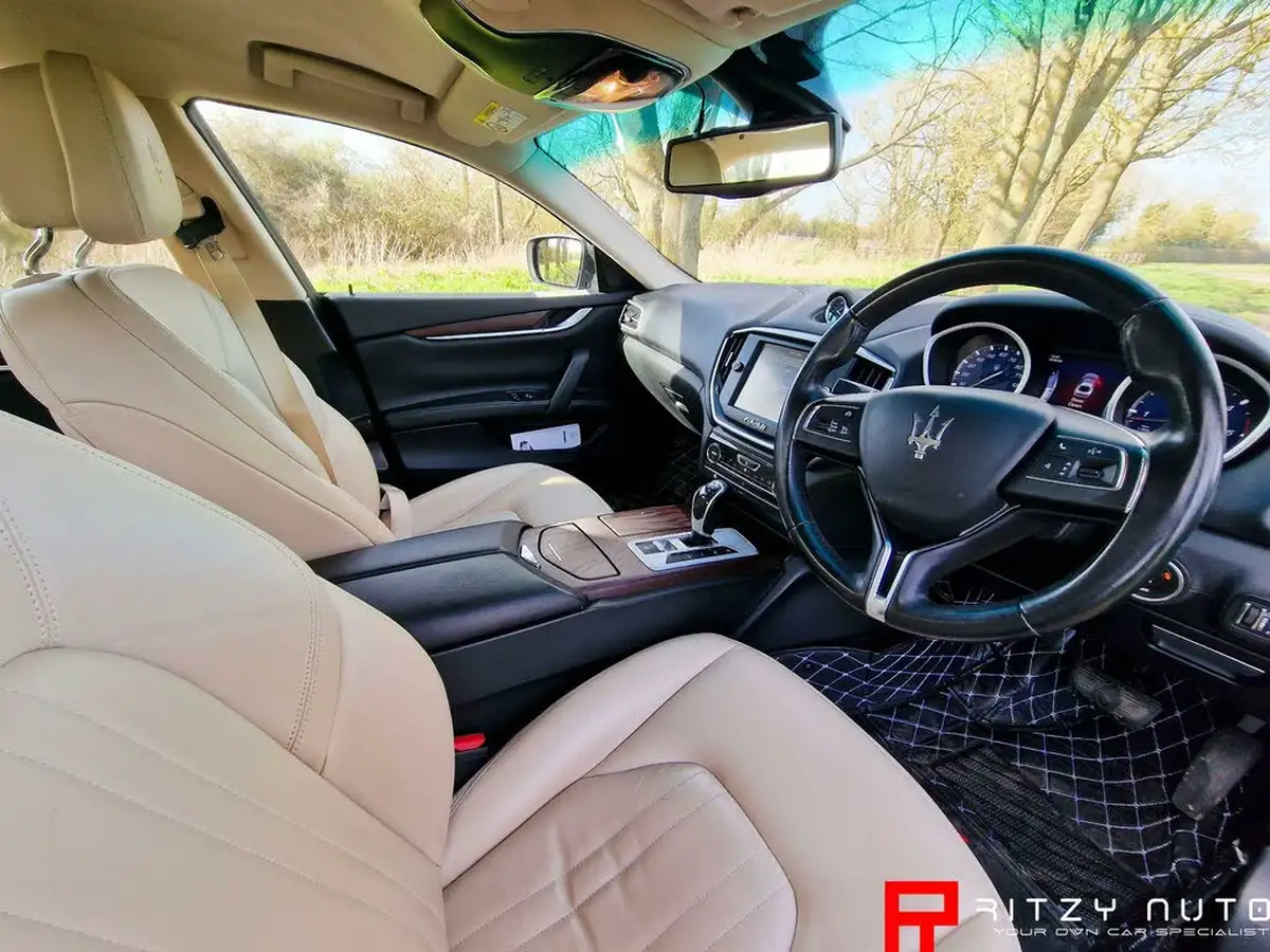 2016-maserati-ghibli-30td-big-63
