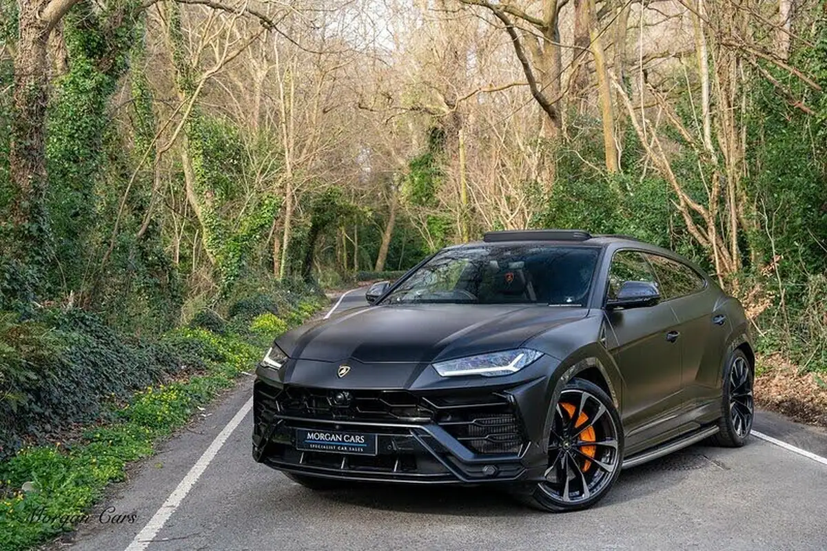 2020-lamborghini-urus-40-no-trim-big-65