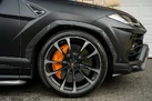 2020-lamborghini-urus-40-no-trim-small-4