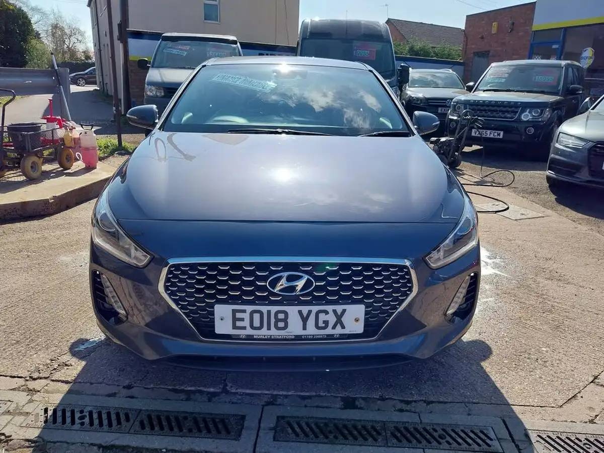 2018-hyundai-i30-10-t-gdi-se-blue-drive-isg-hatchback-big-7