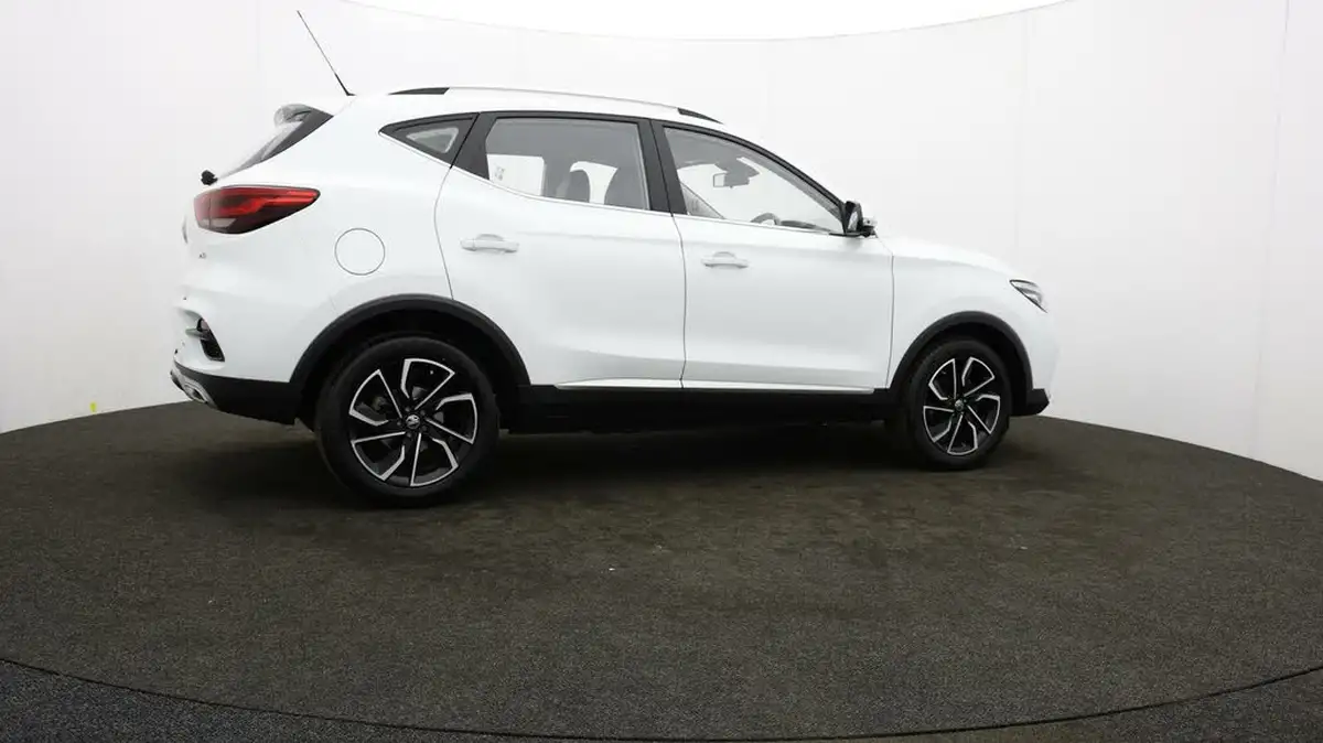 2022-mg-zs-suv-15-vti-tech-exclusive-big-28