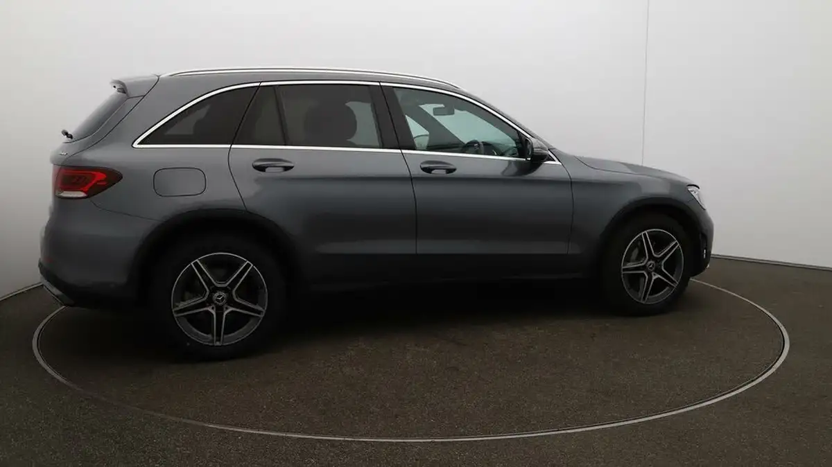 2019-mercedes-benz-glc-class-20d-glc220d-amg-line-station-wagon-5d-4matic-plus-big-43