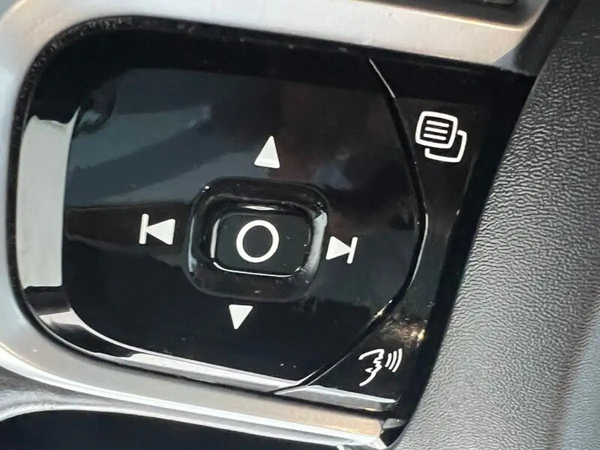 2019-volvo-xc60-20-t8-inscription-pro-ss-big-69