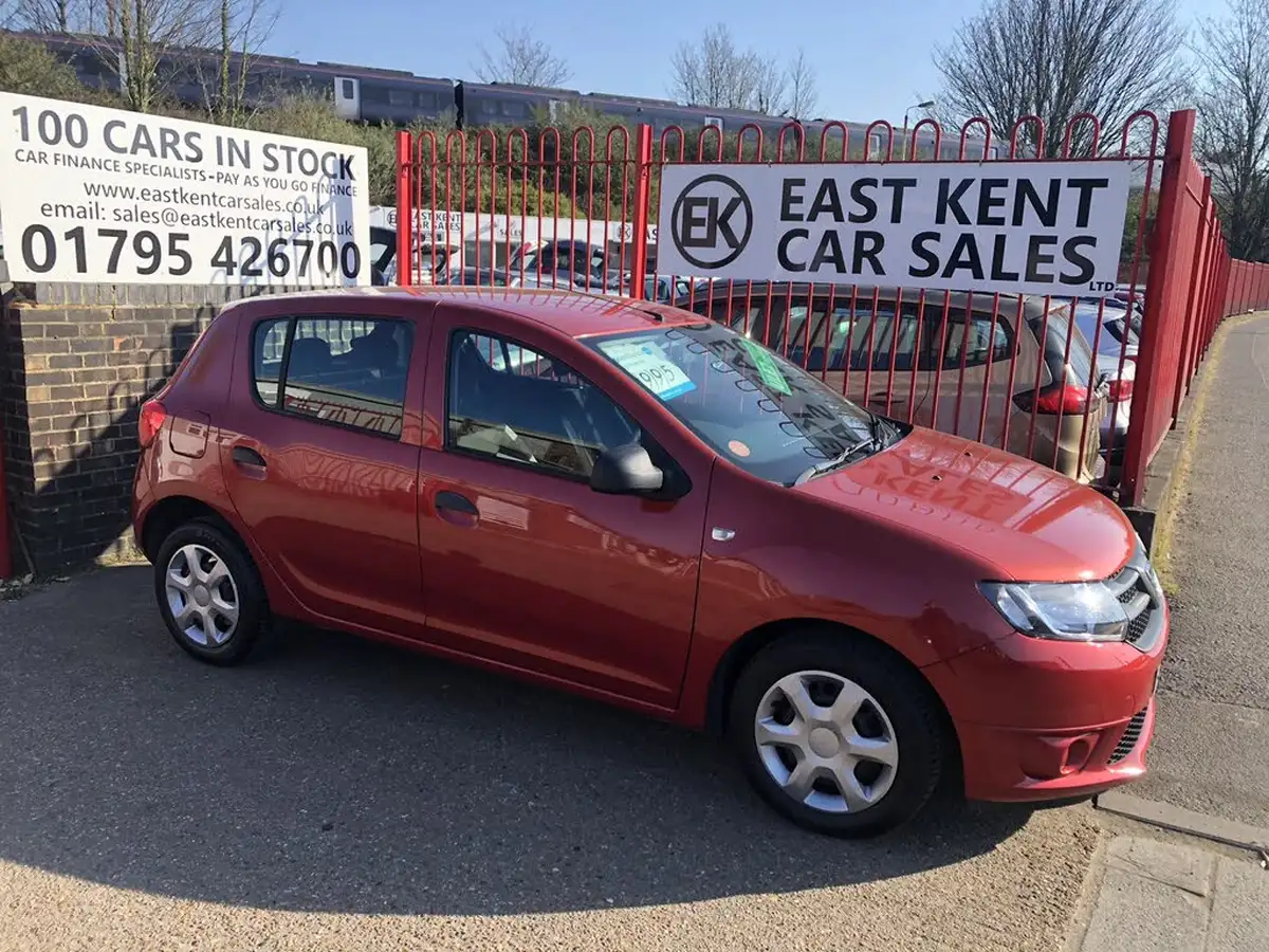 2015-dacia-sandero-12-ambiance-big-3