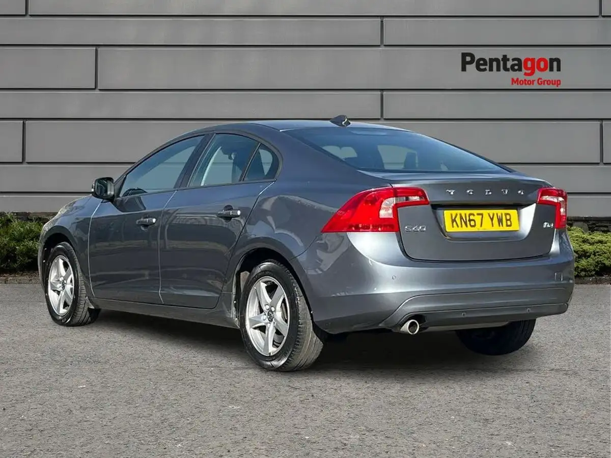 2017-volvo-s60-20td-d2-business-edition-lux-big-1