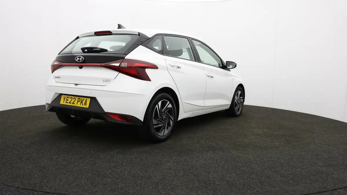 2022-hyundai-i20-10-t-gdi-se-connect-eclutch-imt-big-76