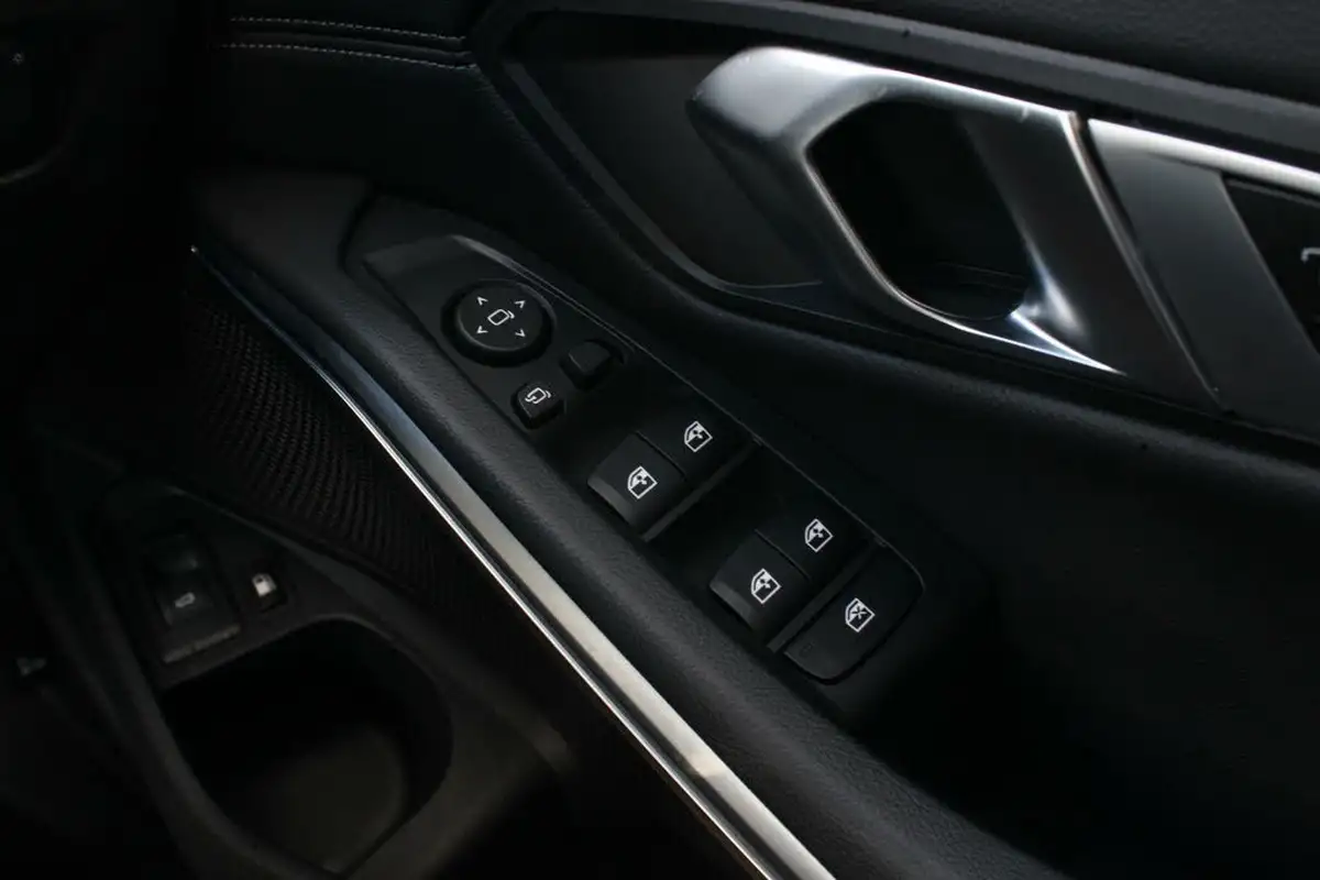 2022-bmw-3-series-20-330e-sport-pro-touring-5d-big-34