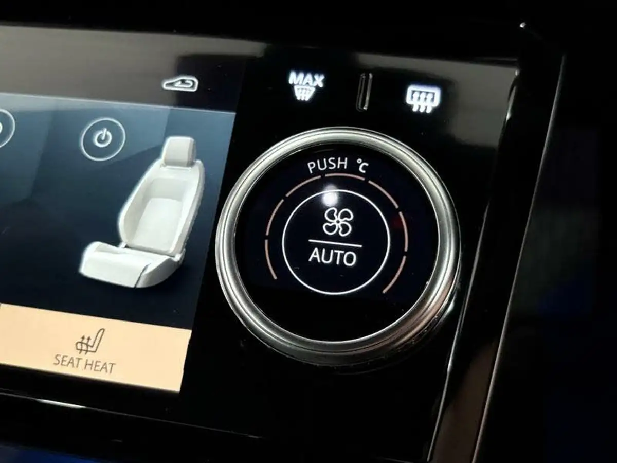 2023-jaguar-i-pace-ev400-r-dynamic-hse-black-big-36