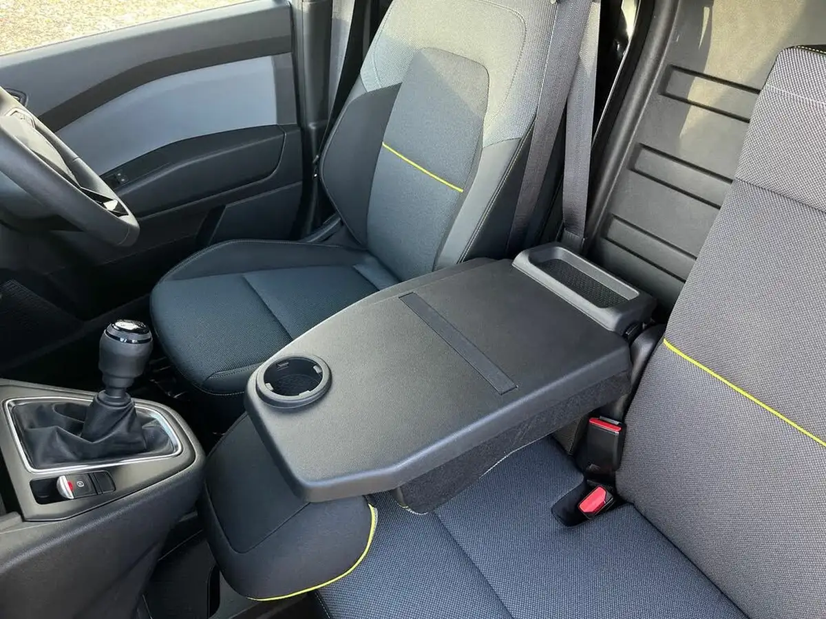 2024-renault-kangoo-15dci-ll21-95-advance-eu6e-panel-big-26