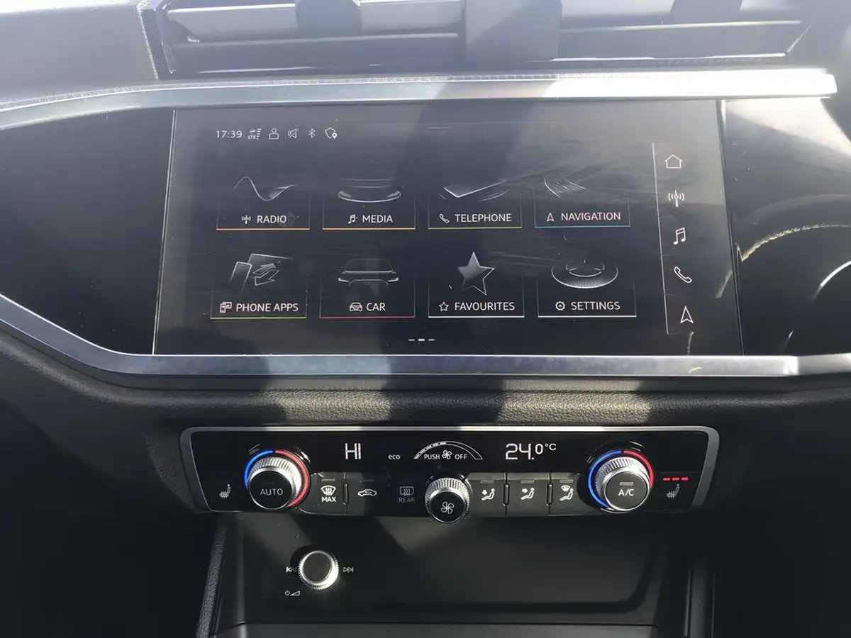 2024-audi-q3-15-35-tfsi-black-edition-sportback-s-tronic-big-16