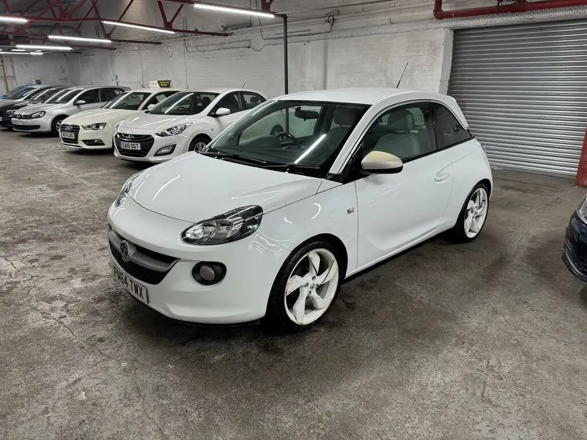 2014-vauxhall-adam-14-white-edition-big-52