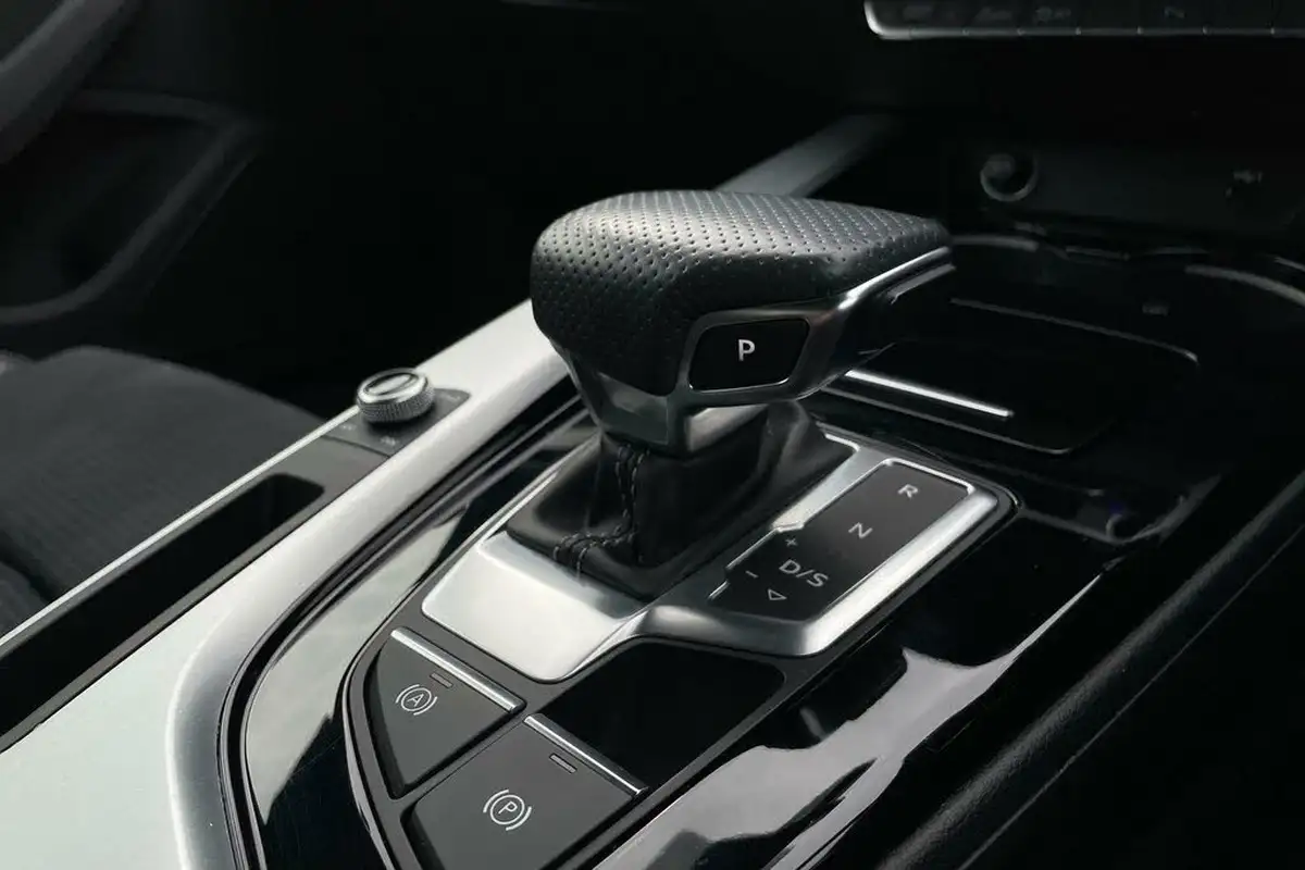 2022-audi-a5-20-35-tfsi-s-line-coupe-2d-big-22
