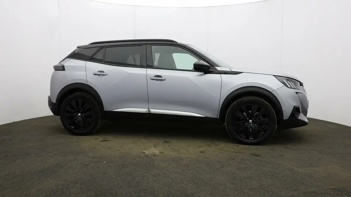 2020-peugeot-2008-suv-e-gt-big-44